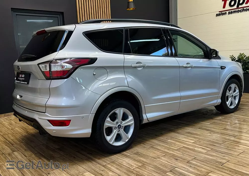 FORD Kuga 2.0 TDCi 2x4 ST-Line