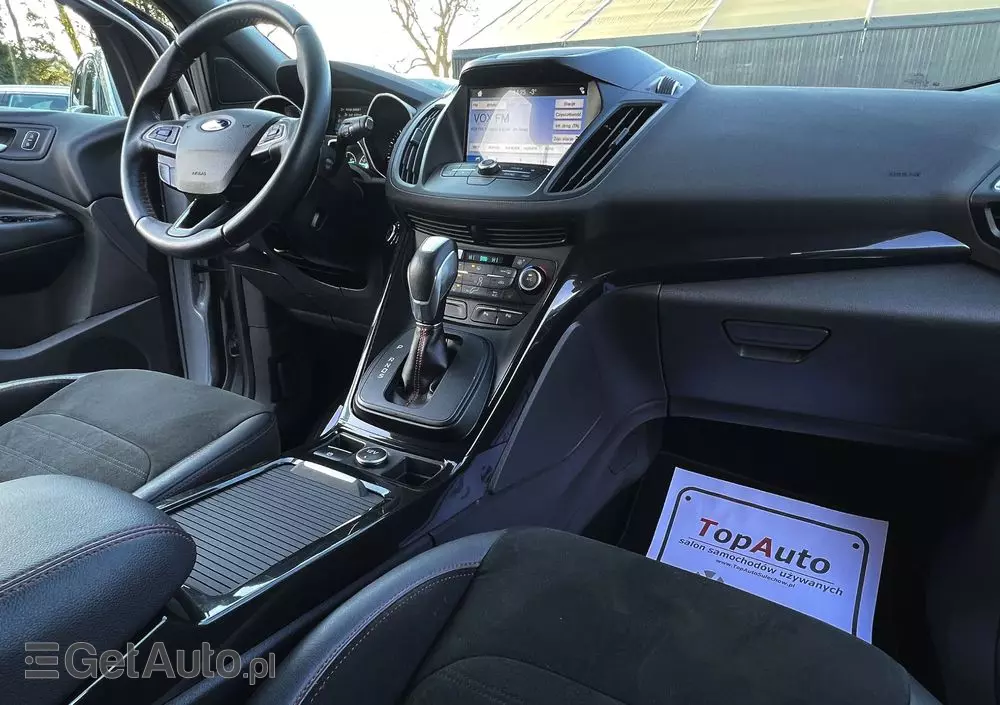 FORD Kuga 2.0 TDCi 2x4 ST-Line