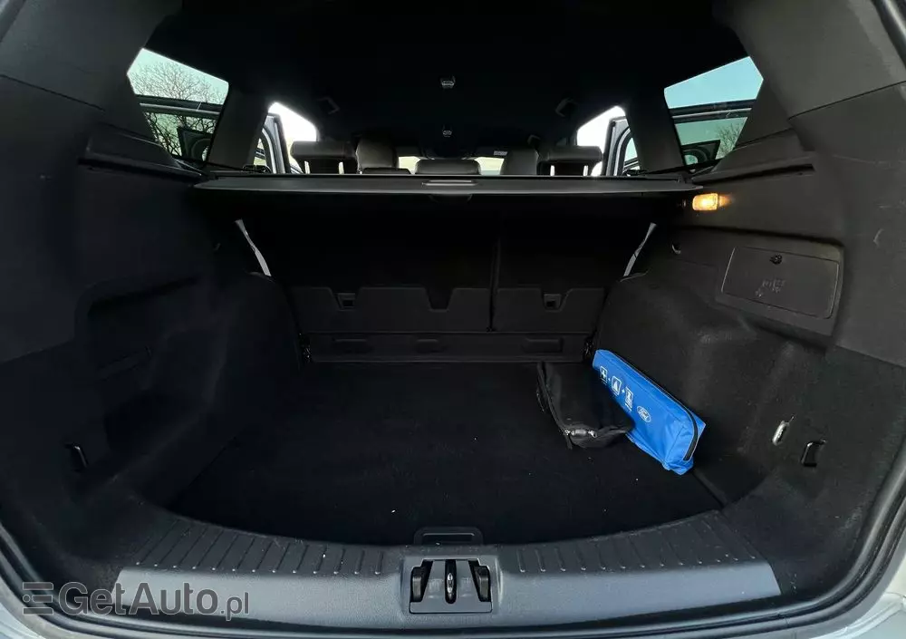 FORD Kuga 2.0 TDCi 2x4 ST-Line