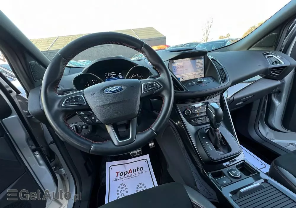 FORD Kuga 2.0 TDCi 2x4 ST-Line