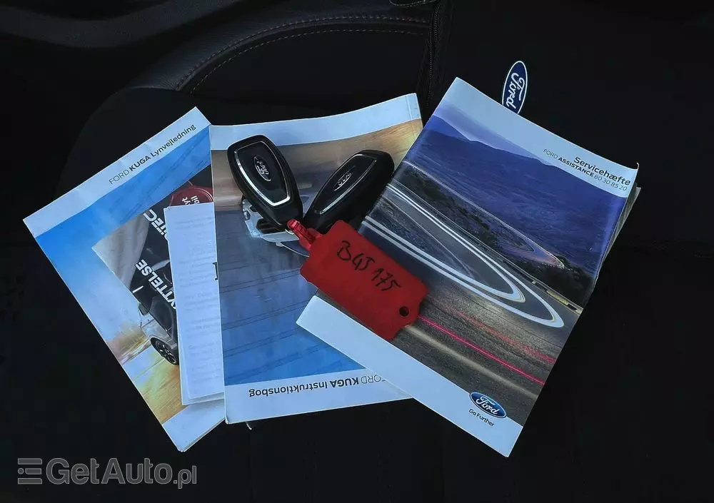 FORD Kuga 2.0 TDCi 2x4 ST-Line