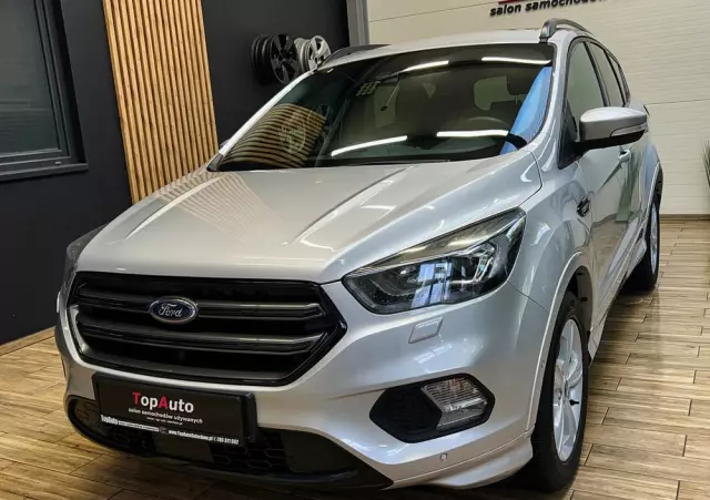 FORD Kuga 2.0 TDCi 2x4 ST-Line