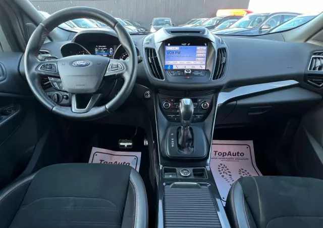 FORD Kuga 2.0 TDCi 2x4 ST-Line