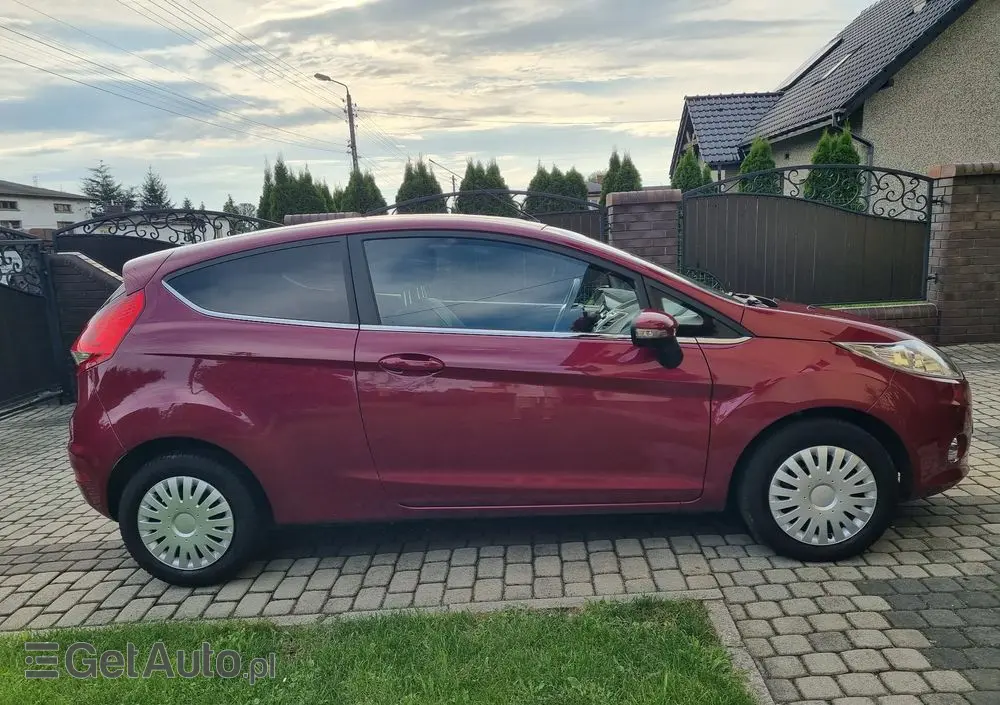 FORD Fiesta 1.4 White Magic