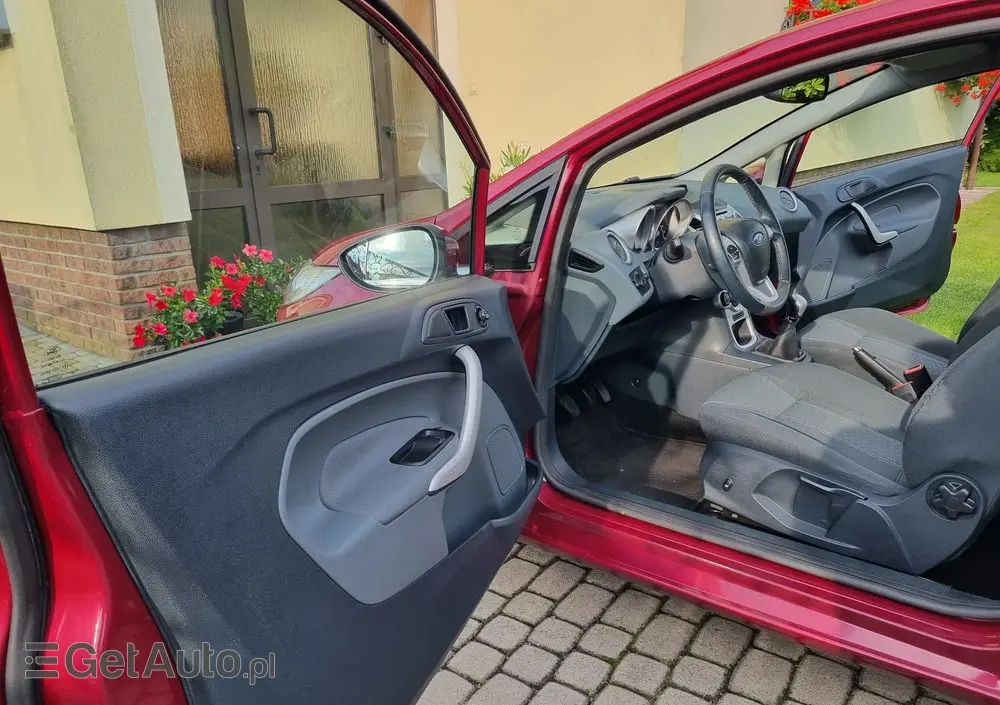 FORD Fiesta 1.4 White Magic