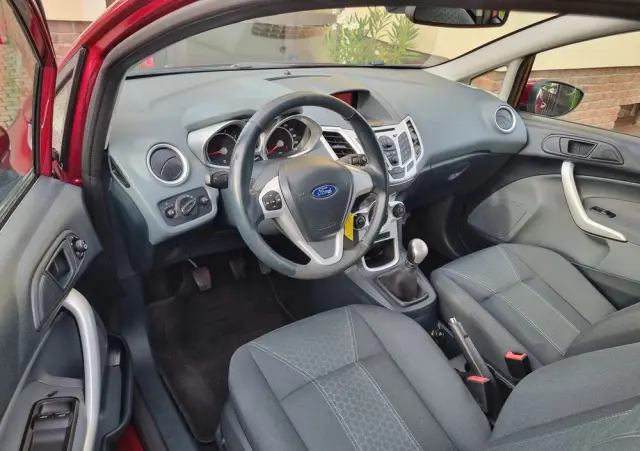 FORD Fiesta 1.4 White Magic