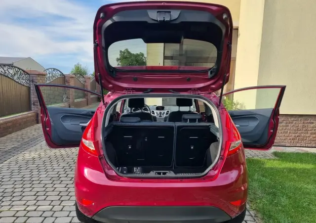 FORD Fiesta 1.4 White Magic