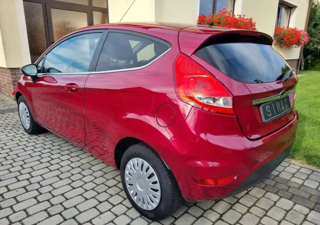 FORD Fiesta 1.4 White Magic