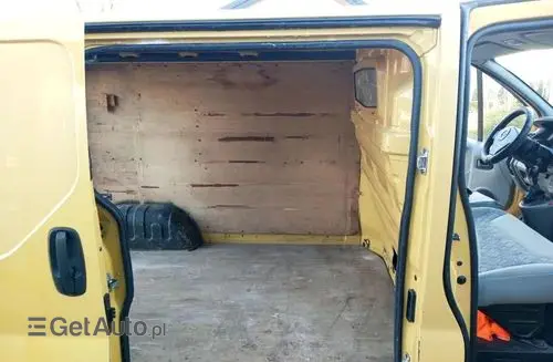 OPEL Vivaro 