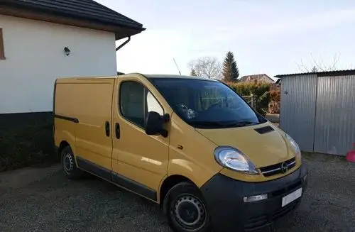 OPEL Vivaro 