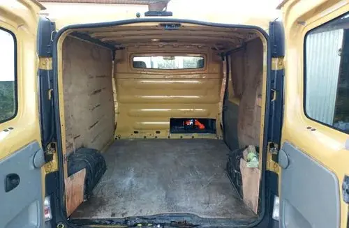 OPEL Vivaro 