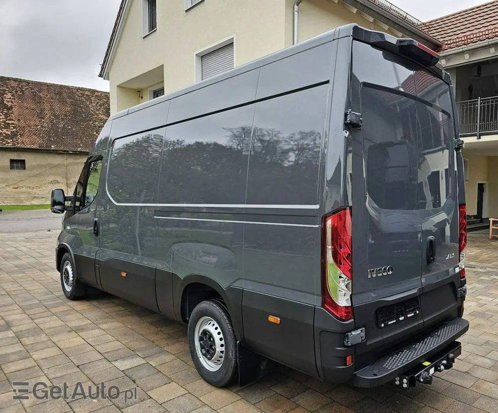 IVECO Daily 35S18 H 
