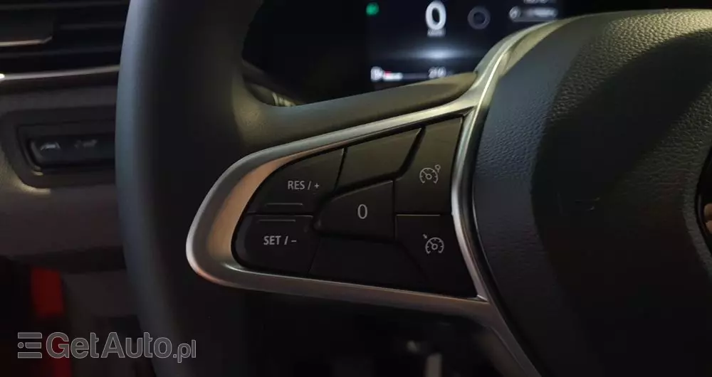 RENAULT Clio 1.0 TCe Evolution