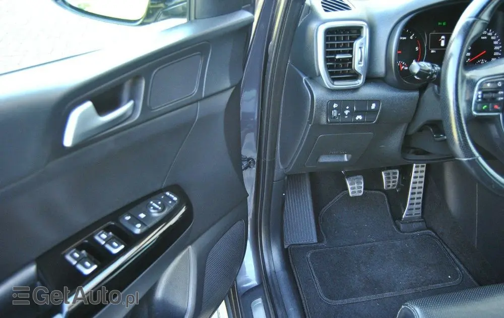 KIA Sportage 2,0 CRDI 2WD ISG Spirit