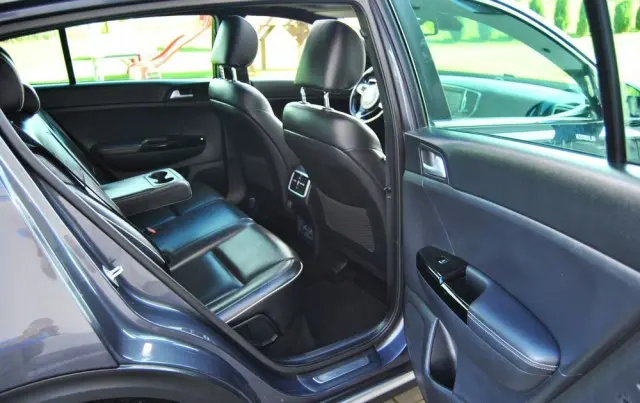 KIA Sportage 2,0 CRDI 2WD ISG Spirit