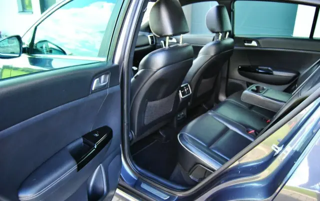 KIA Sportage 2,0 CRDI 2WD ISG Spirit