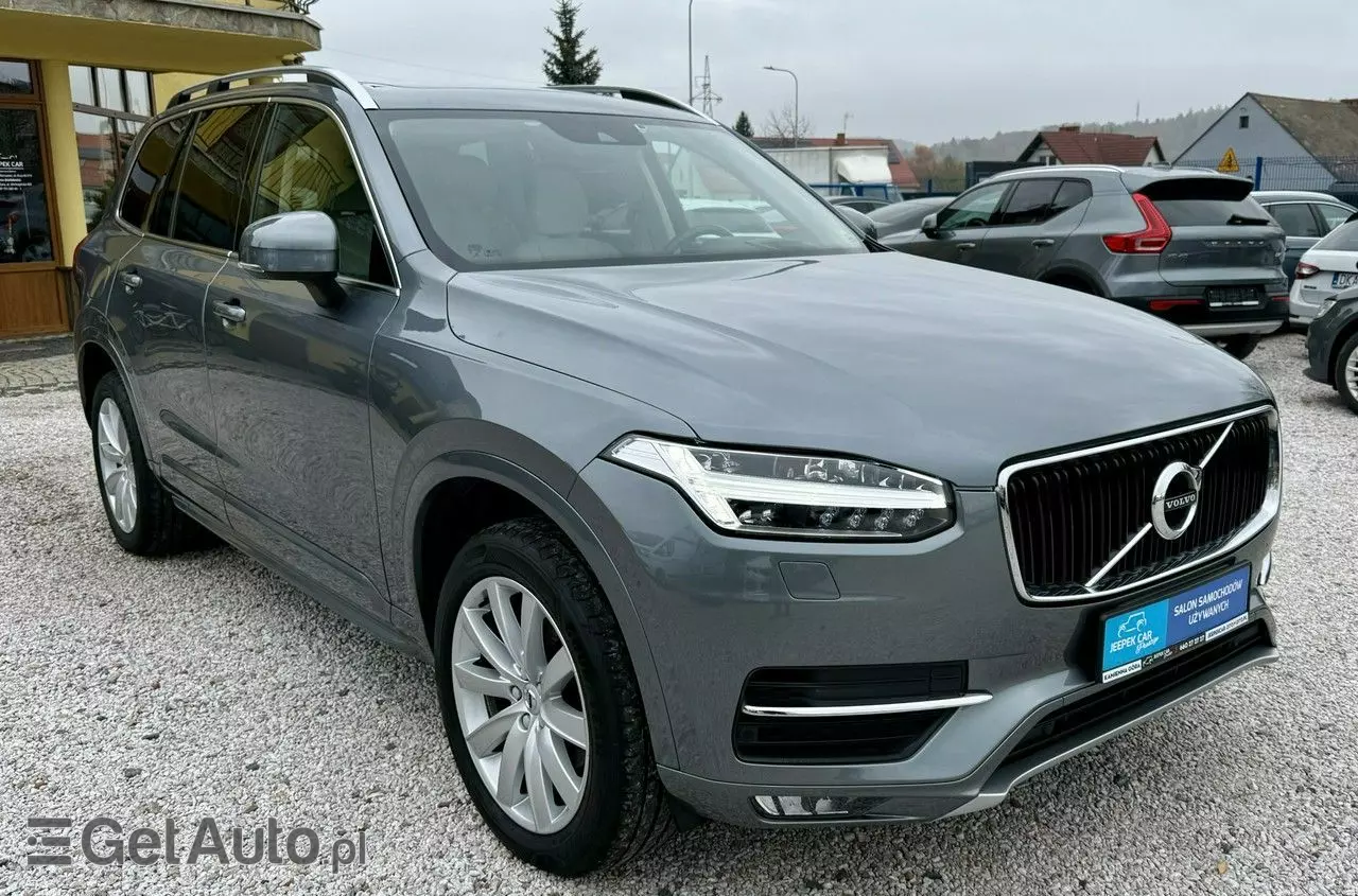 VOLVO XC 90 D5 SCR AWD Momentum