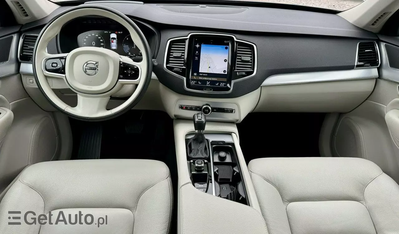 VOLVO XC 90 D5 SCR AWD Momentum