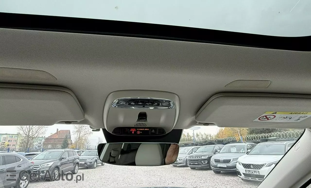 VOLVO XC 90 D5 SCR AWD Momentum