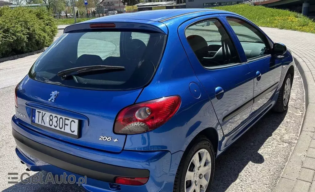 PEUGEOT 206 