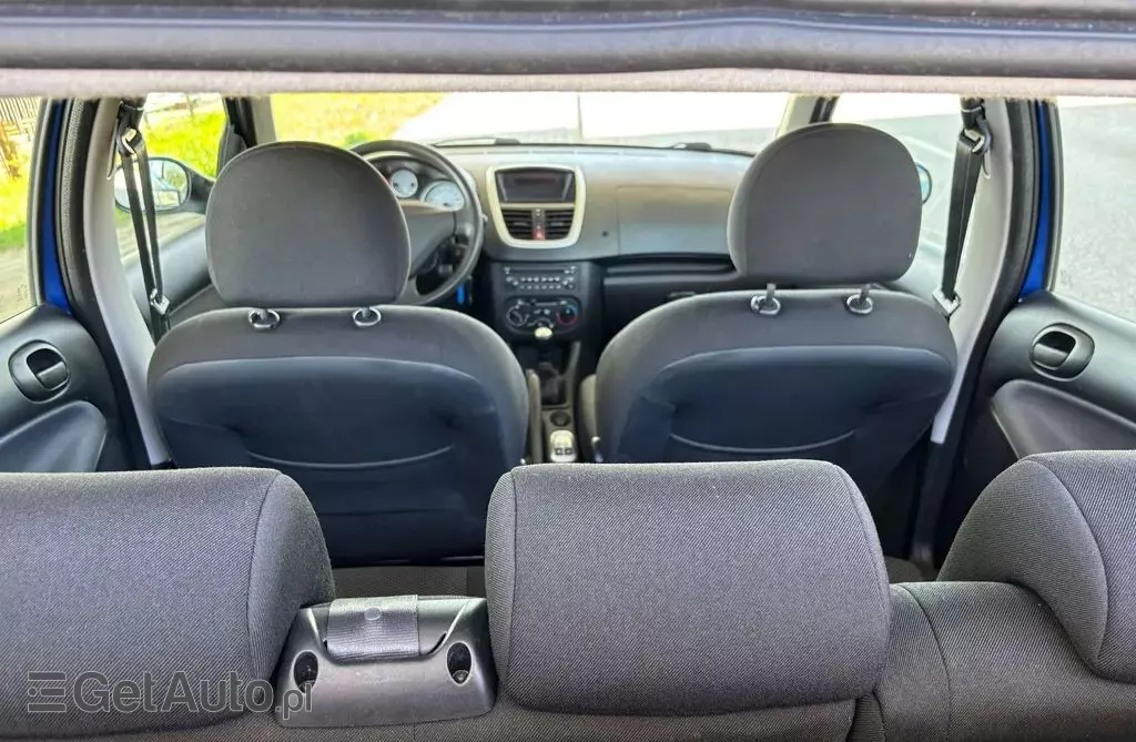 PEUGEOT 206 