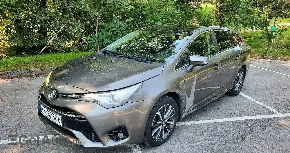 TOYOTA Avensis 2.0 D-4D Active Business