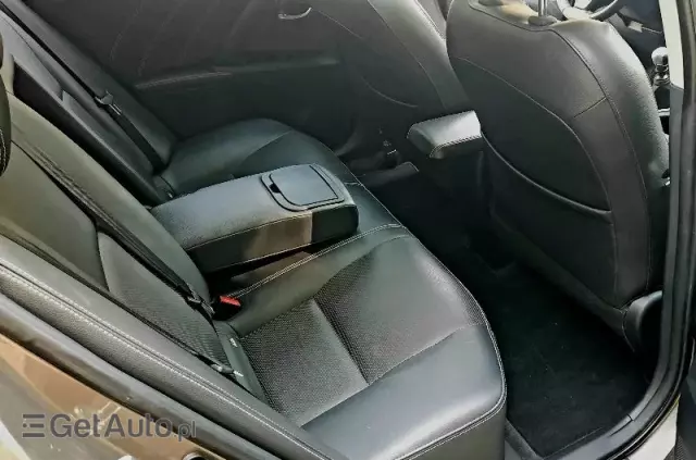 TOYOTA Avensis 2.0 D-4D Active Business