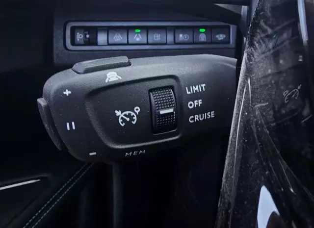 PEUGEOT 3008 1.6 PureTech Hybrid PHEV Allure Pack S&S EAT8