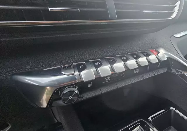 PEUGEOT 3008 1.6 PureTech Hybrid PHEV Allure Pack S&S EAT8