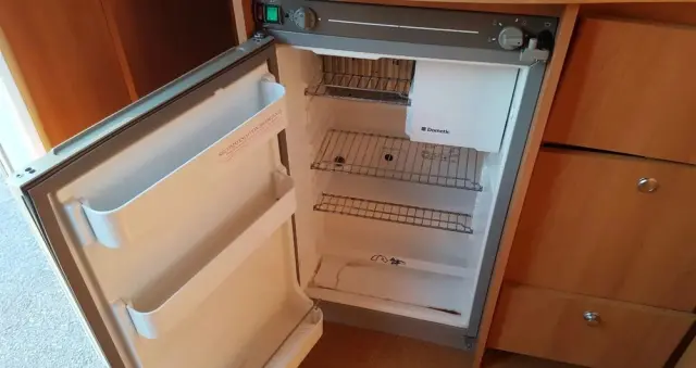 CARAVELAIR EMERAUDE 400 