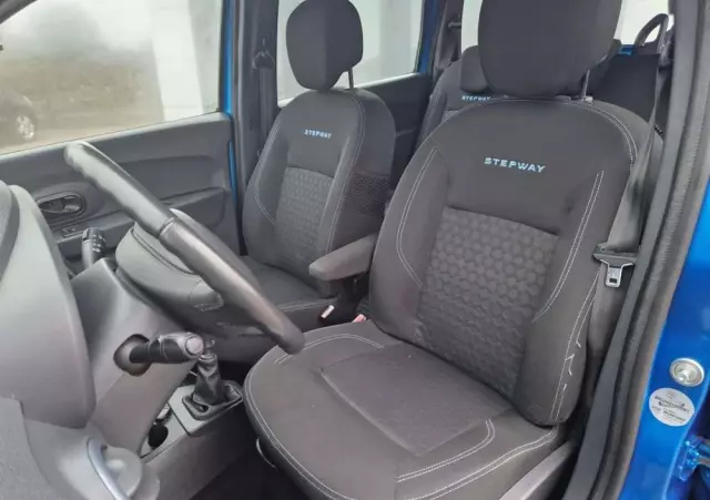 DACIA Lodgy DCi 110 Stepway