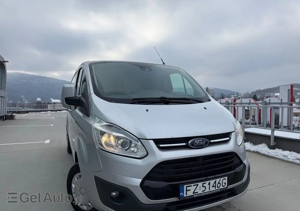 FORD TRANSIT COUSTOM 