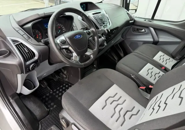 FORD TRANSIT COUSTOM 