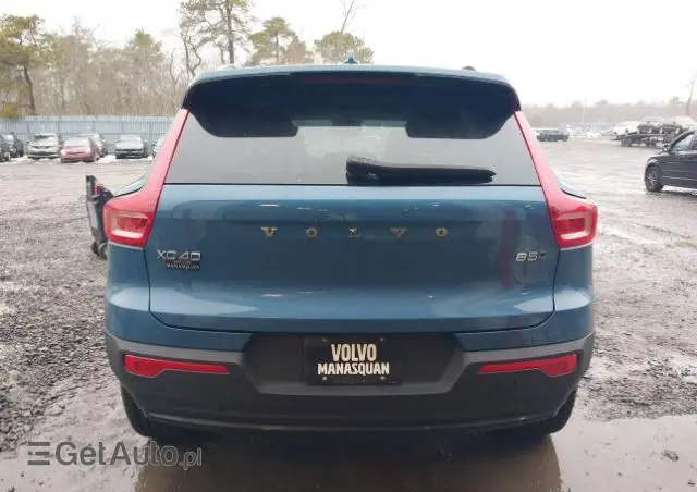 VOLVO XC 40 