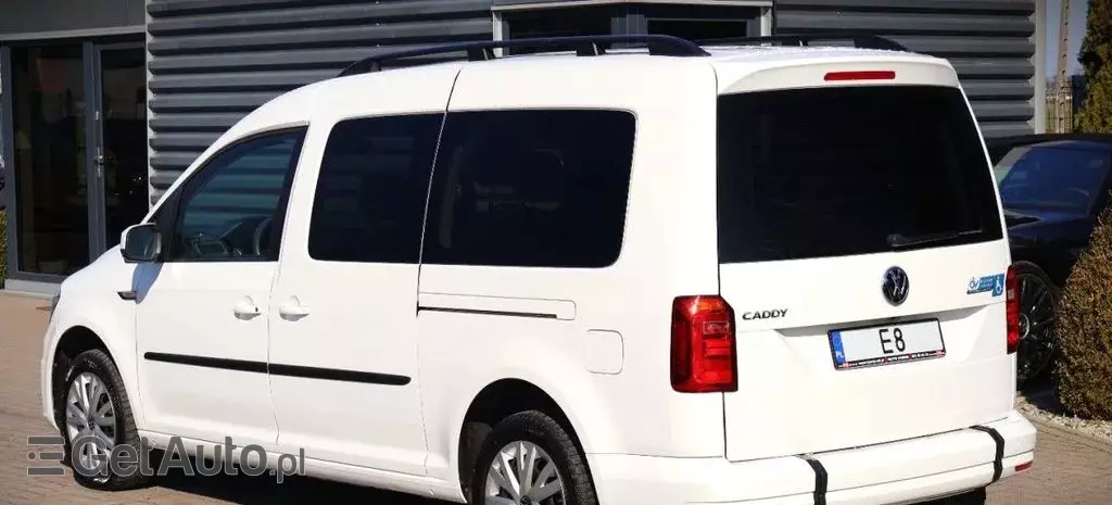 VOLKSWAGEN Caddy 