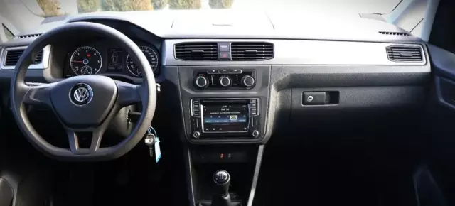 VOLKSWAGEN Caddy 