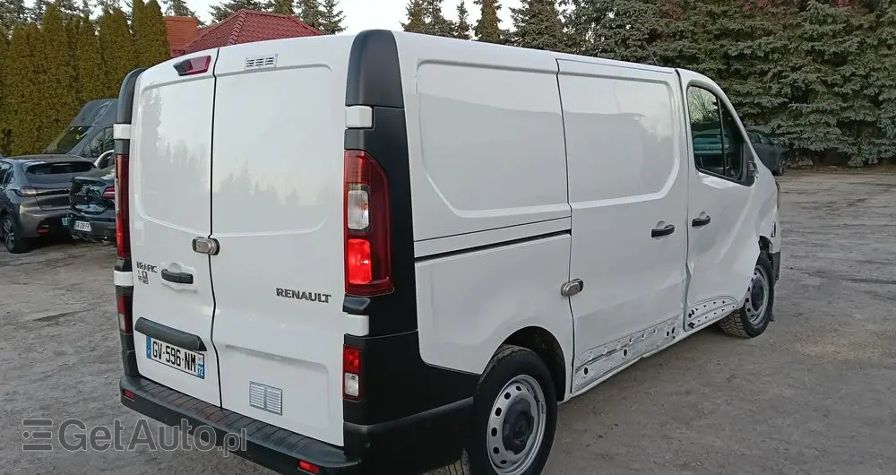 RENAULT Trafic 