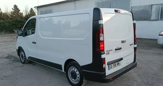 RENAULT Trafic 