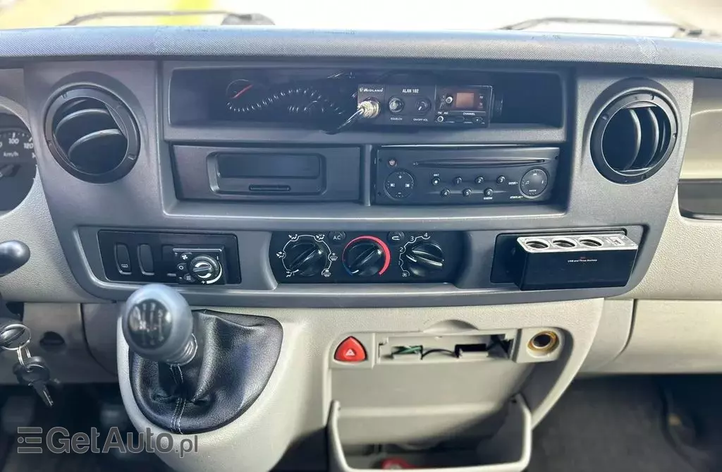 RENAULT Master 