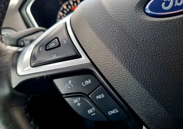 FORD Mondeo 2.0 TDCi Start-Stopp Titanium