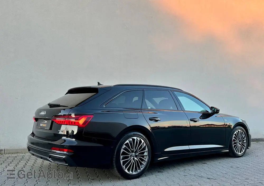 AUDI A6 Avant 55 TFSI e quattro S tronic sport