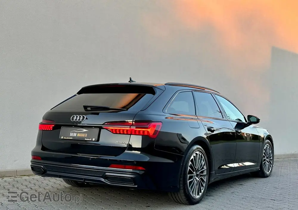 AUDI A6 Avant 55 TFSI e quattro S tronic sport