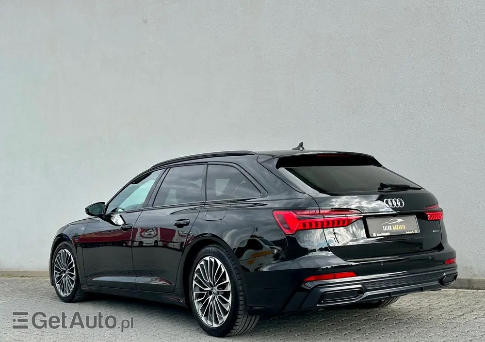 AUDI A6 Avant 55 TFSI e quattro S tronic sport
