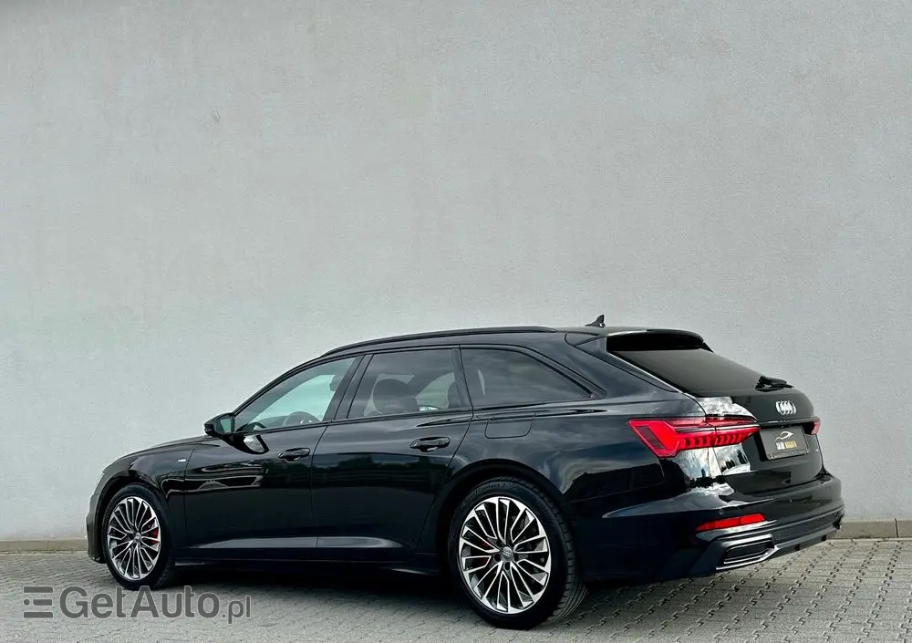 AUDI A6 Avant 55 TFSI e quattro S tronic sport