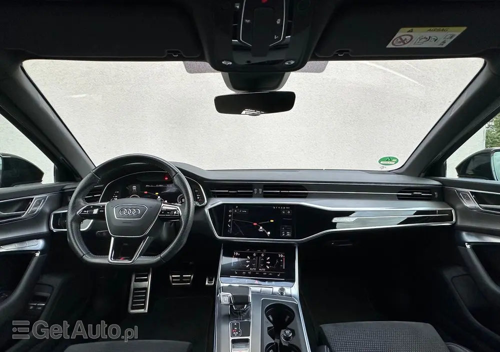 AUDI A6 Avant 55 TFSI e quattro S tronic sport