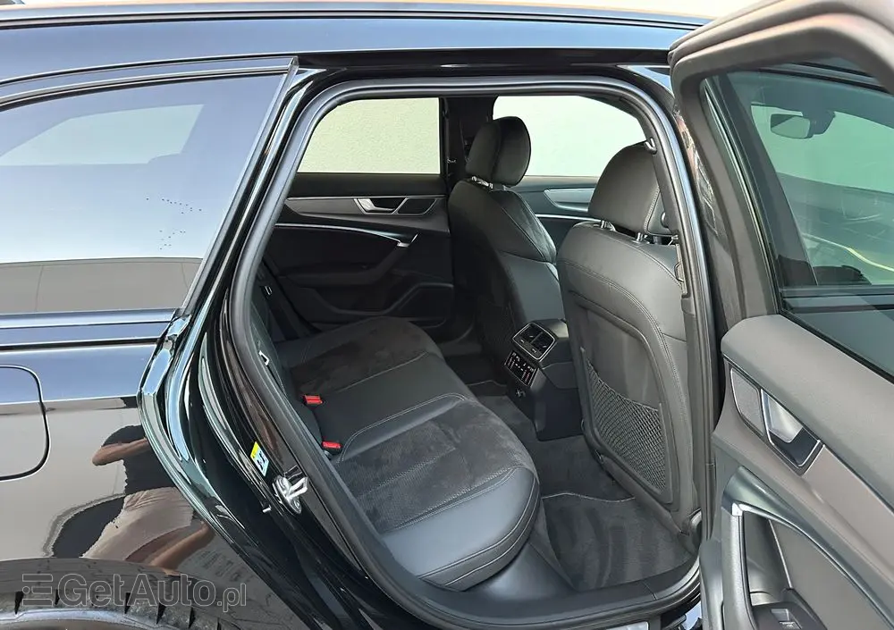 AUDI A6 Avant 55 TFSI e quattro S tronic sport