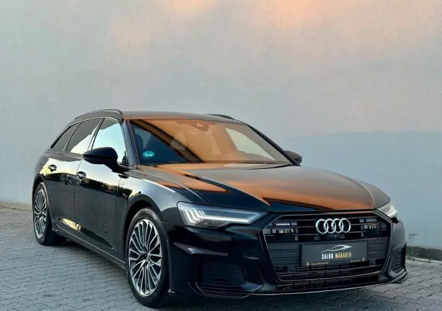 AUDI A6 Avant 55 TFSI e quattro S tronic sport