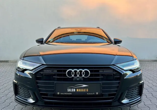 AUDI A6 Avant 55 TFSI e quattro S tronic sport