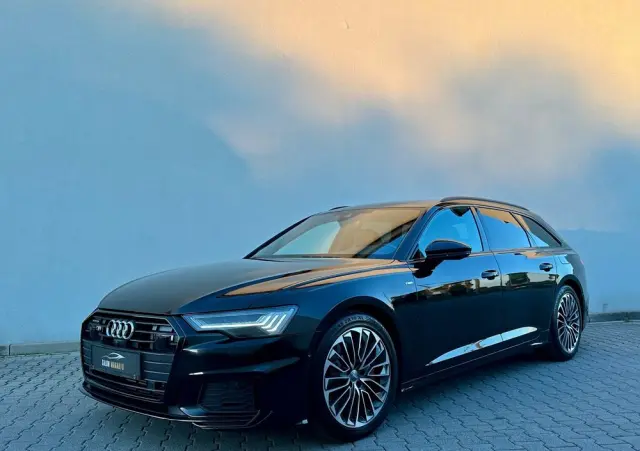 AUDI A6 Avant 55 TFSI e quattro S tronic sport