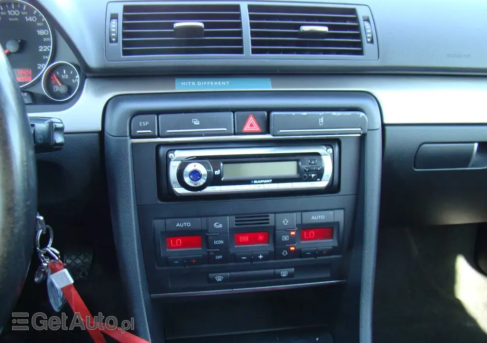 AUDI A4 Avant Ver-2-0-tdi-dpf